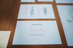 mariage folk ethnique provence caravane airstream chromée cool fun décontracté photographe