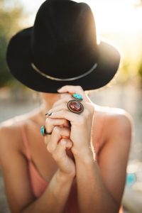 mariage folk ethnique provence caravane airstream chromée cool fun décontracté photographe