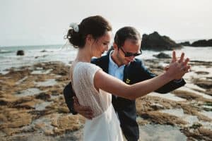 photographe mariage nantes rock folk la baule plage falaise