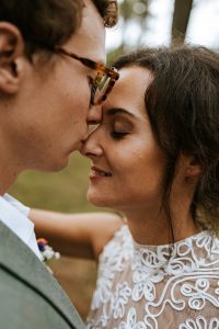 photographe forêt mariage aimedeuxfois slow village pierre et julie films