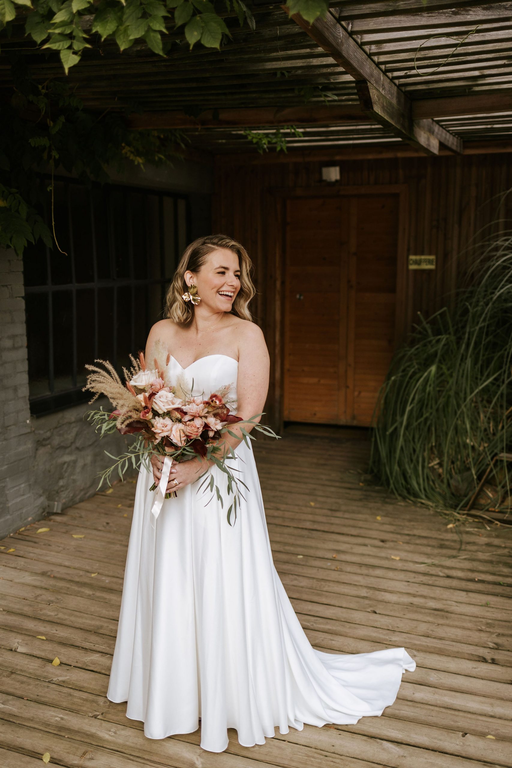 photographe mariage lyon cool industriel fleurs