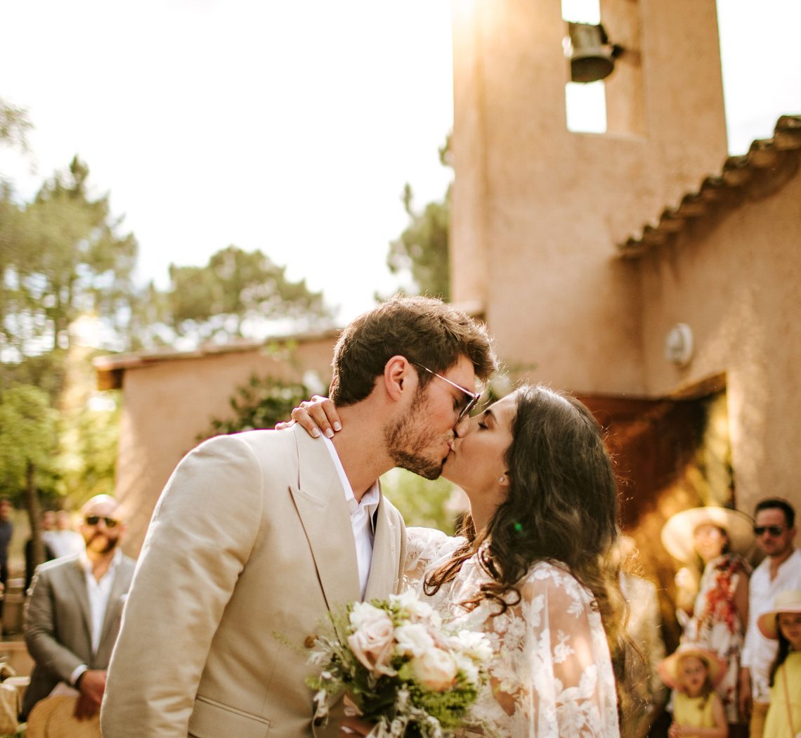 photographe mariage st tropez chapelle extérieur