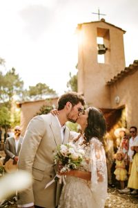 photographe mariage st tropez chapelle extérieur